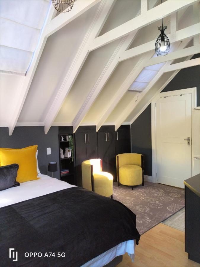 Rozenhof Guest Cottages George Buitenkant foto