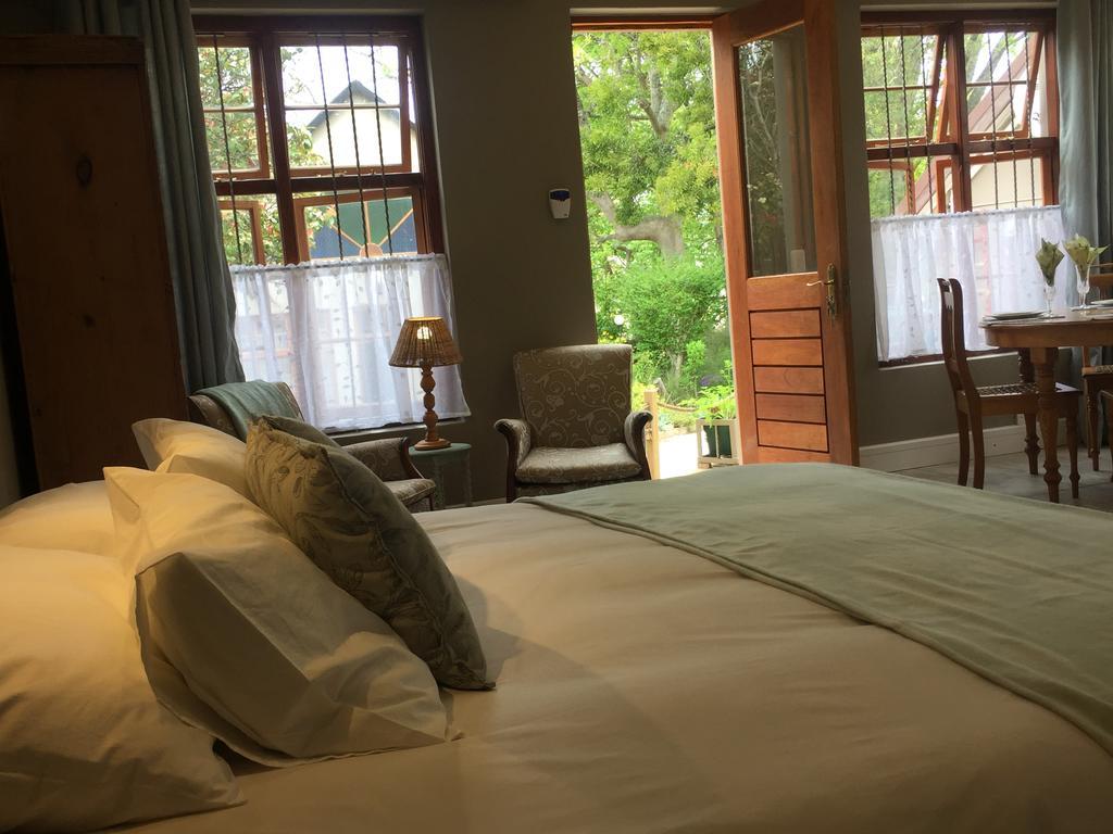 Rozenhof Guest Cottages George Buitenkant foto