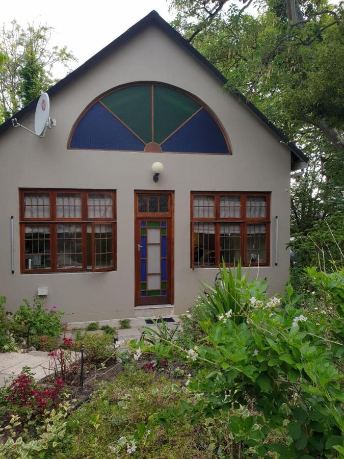 Rozenhof Guest Cottages George Buitenkant foto